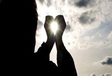 江南体育官网:他更适合国足主帅!斯卢茨基强势回应伊万:多看看新人!.